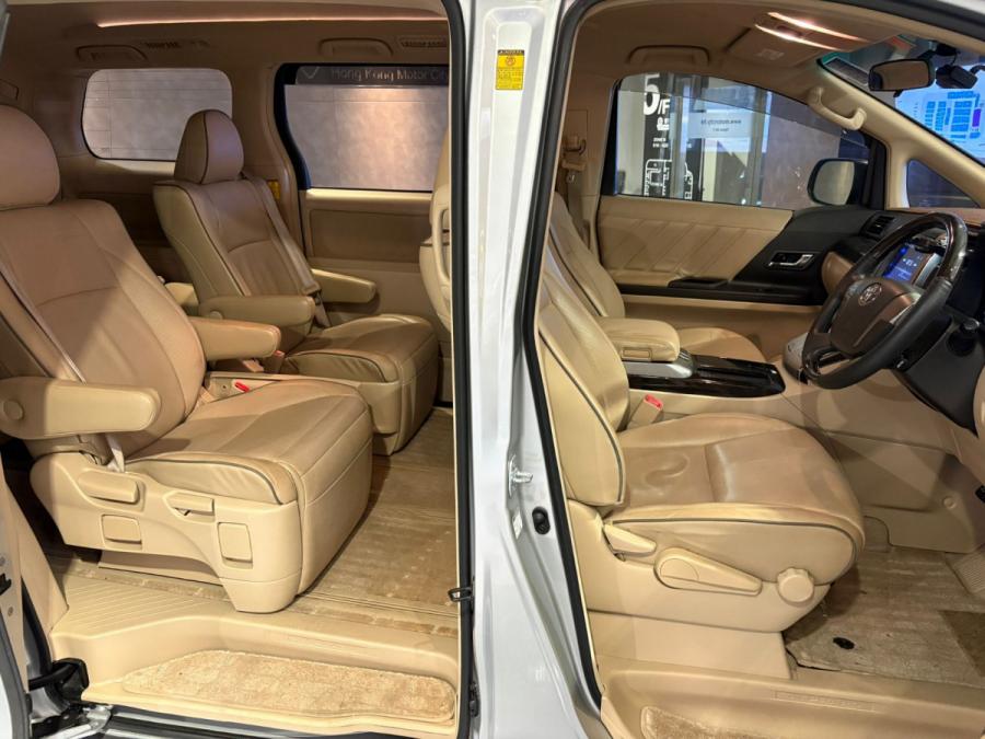 Alphard 2.4 Hybrid - Image 5